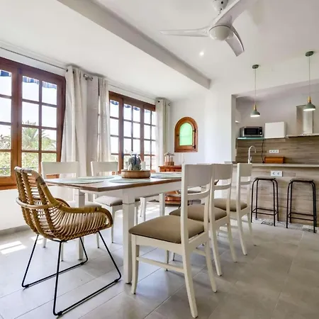 Villa Ricardo Calpe